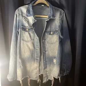1
DvaeMalligo Womens Size L Distressed Denim Oversized Jean Shirt Jacket